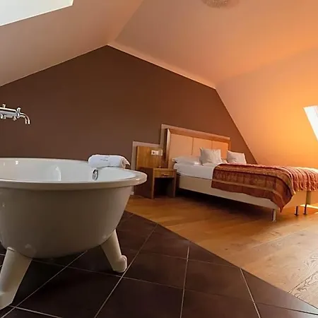 Winzerhotel 4*